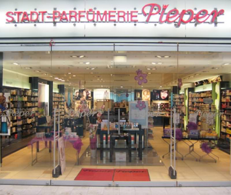 Parfümerie Pieper 2 Shops