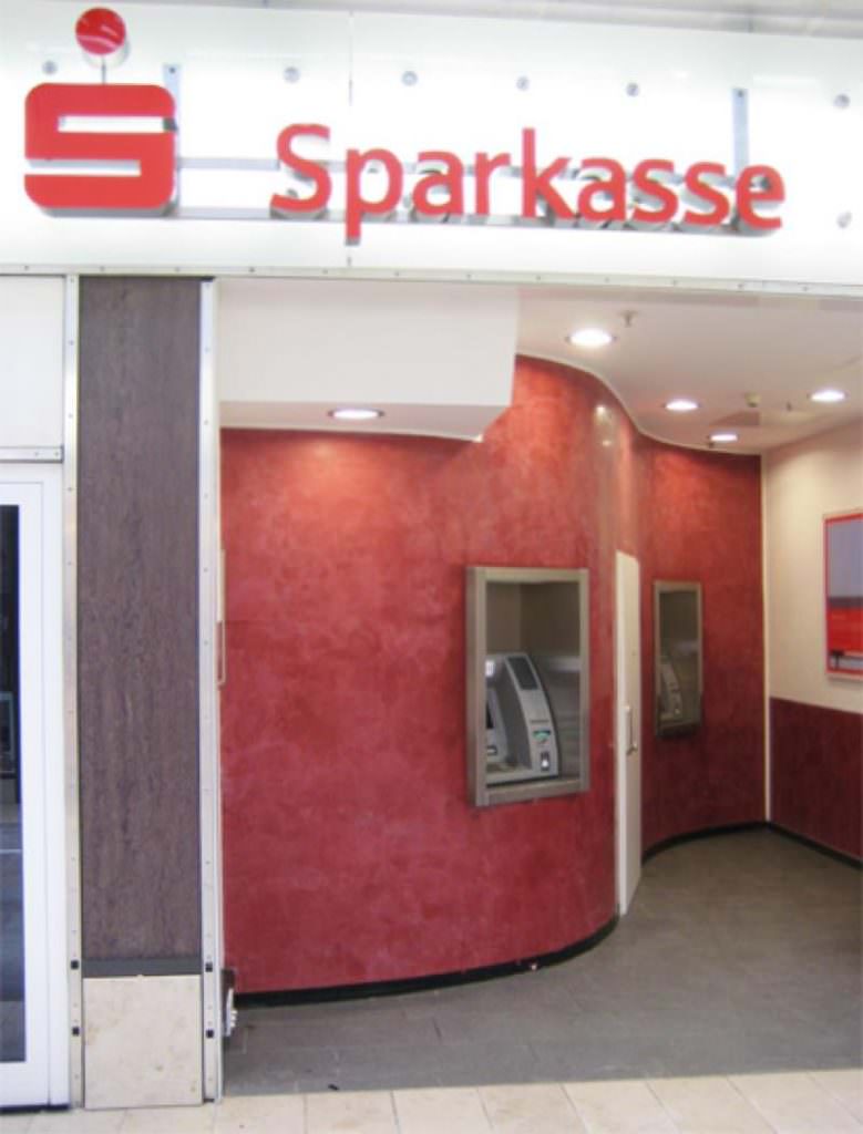 Sparkasse Essen Bankautomat 2 Shops